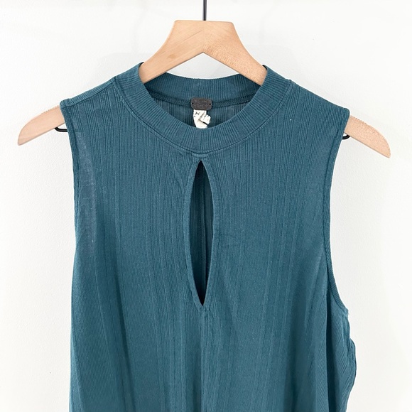 We The Free Faye Ribbed Keyhole Tank Blue Size Medium - Picture 4 of 7